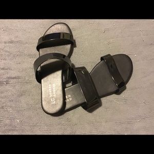 LC Sandals